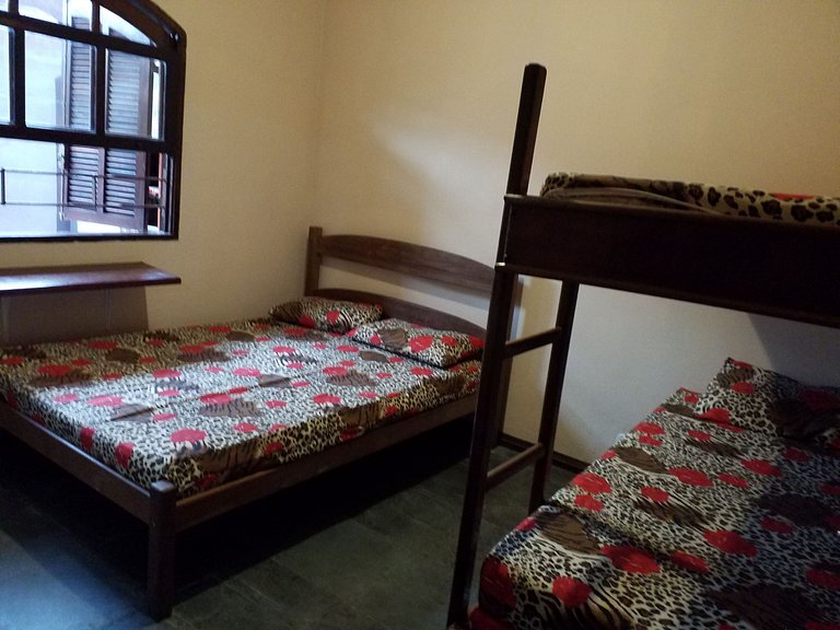 Apartamento Marbela 02 — 2 Quartos, Piscina, 2 Quadras do Ma