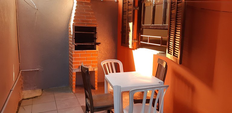 Apartamento Marbela 04 — 2 Quartos, Piscina, 2 Quadras do Ma