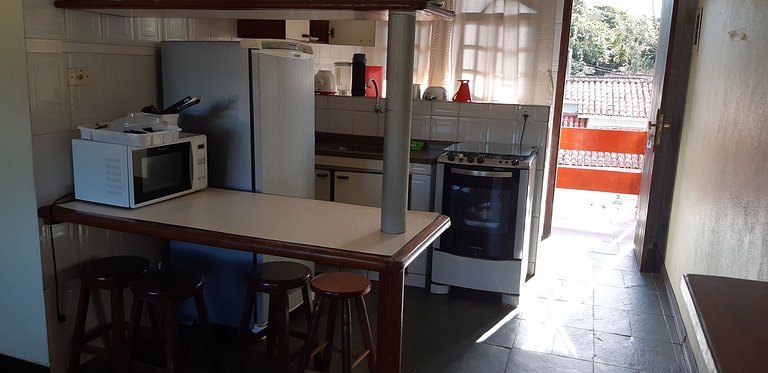 Apartamento Marbela 05 — 2 Quartos, Piscina, 2 Quadras do Ma