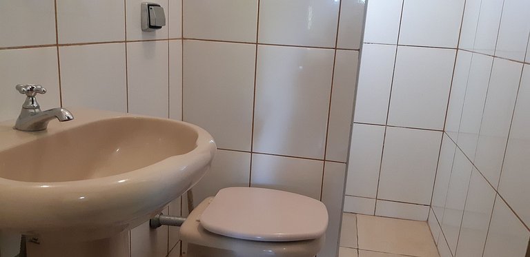 Apartamento Marbela 05 — 2 Quartos, Piscina, 2 Quadras do Ma