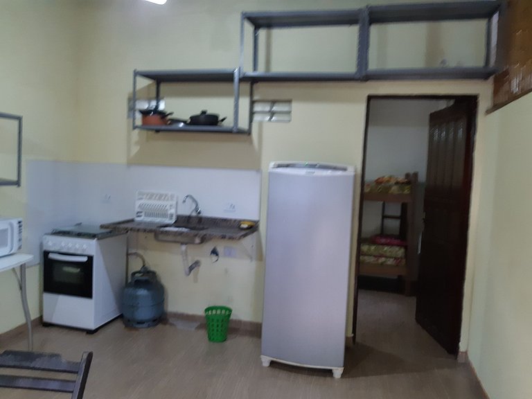 Kitnet Marbela 10 — Aconchegante, Piscina, 2 Quadras do Mar