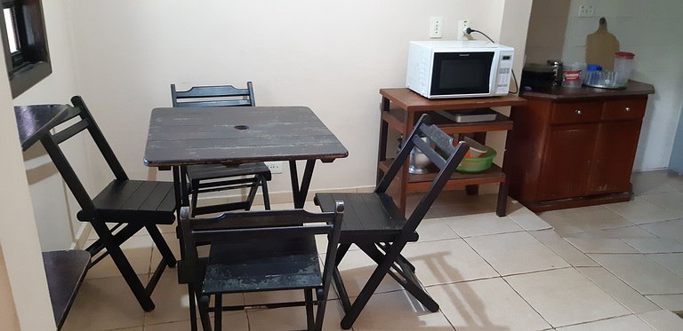 Chalé Marbela 13 — 1 Quarto, 6 Pessoas, Piscina, 2 Quadras d