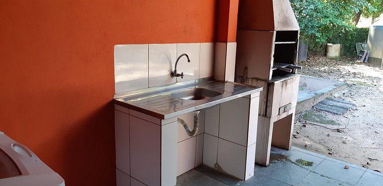 Chalé Marbela 13 — 1 Quarto, 6 Pessoas, Piscina, 2 Quadras d