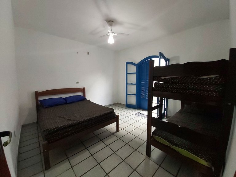 Maranduba Chalé Marbela 5-A — 1 Quarto, Piscina, 3 Quadras d