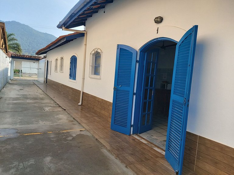 Maranduba Chalé Marbela 5-A — 1 Quarto, Piscina, 3 Quadras d