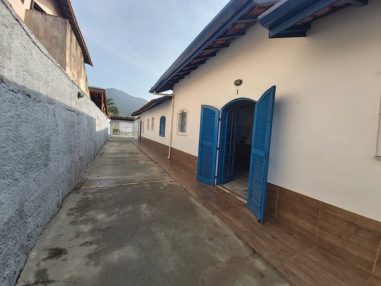 Maranduba Chalé Marbela 5-A — 1 Quarto, Piscina, 3 Quadras d