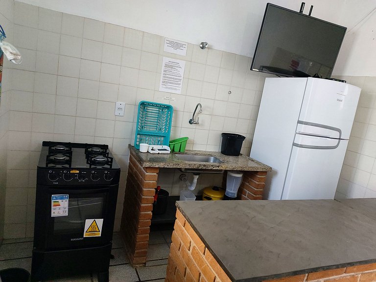 Chalé Maranduba 05-B — 1 Quarto, Piscina, 3 Quadras do Mar