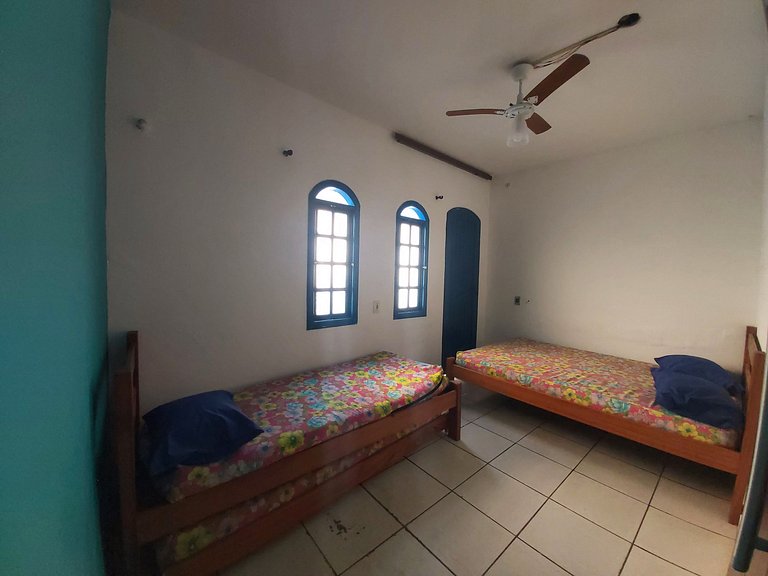 Casa Maranduba 05 — 3 Quartos, Piscina, 14 Pessoas, 3 Quadra