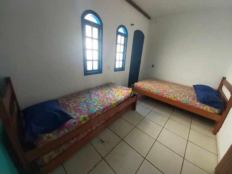 Casa Maranduba 05 — 3 Quartos, Piscina, 14 Pessoas, 3 Quadra