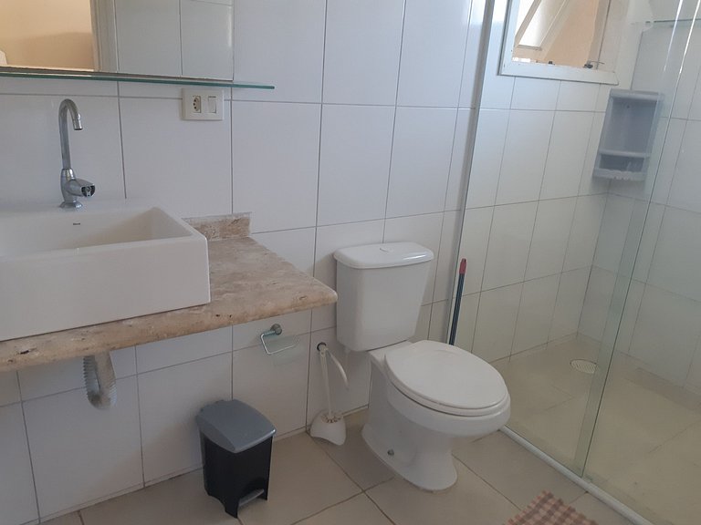 Maranduba Edícula Marbela 5-E — 2 Quartos, Piscina, 2 Quadra