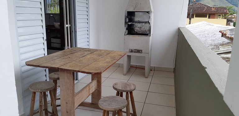 Kitnet Maranduba 06-E — 1º Andar, Piscina, 3 Quadras do Mar