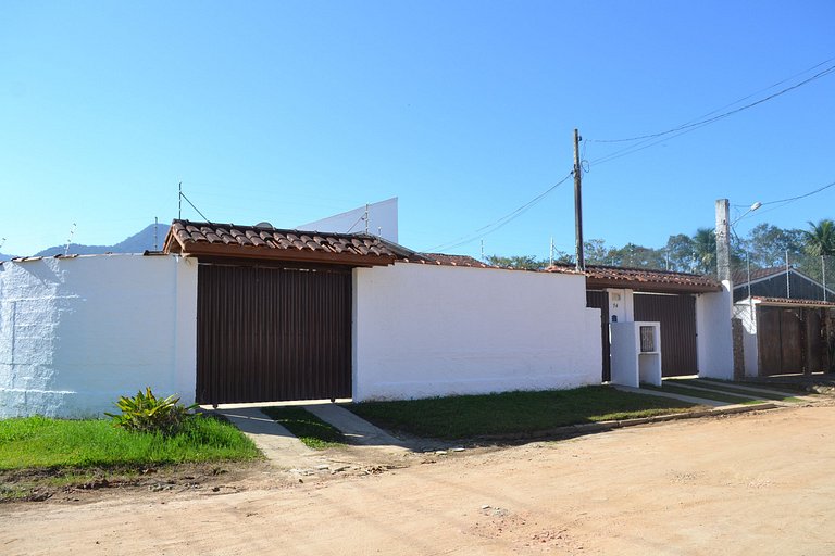 Chalé Maranduba 06-F — 2 Quartos, Churrasqueira, Piscina, 3