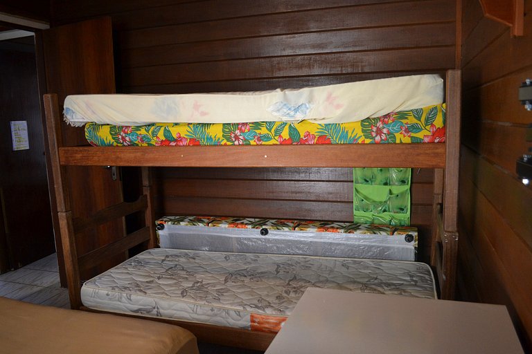 Maranduba Chalé Marbela 6-F — 2 Quartos, Churrasqueira, Pisc