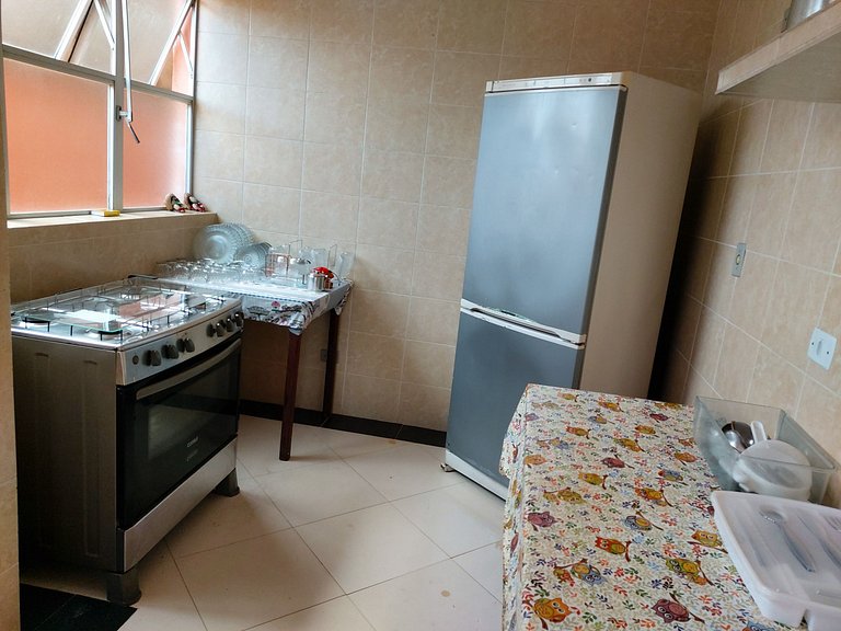 Casa Sapê Grande — 6 Quartos, Piscina, 16 Pessoas, 1 Quadra