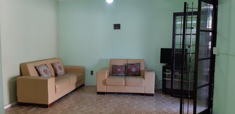 Casa Maranduba — 3 Quartos, Piscina, 12 Pessoas, 1 Quadra do