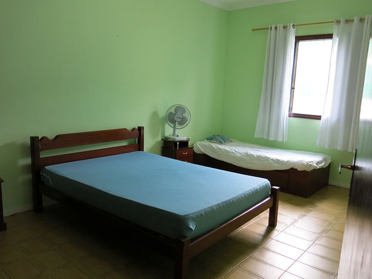 Casa Maranduba — 3 Quartos, Piscina, 12 Pessoas, 1 Quadra do