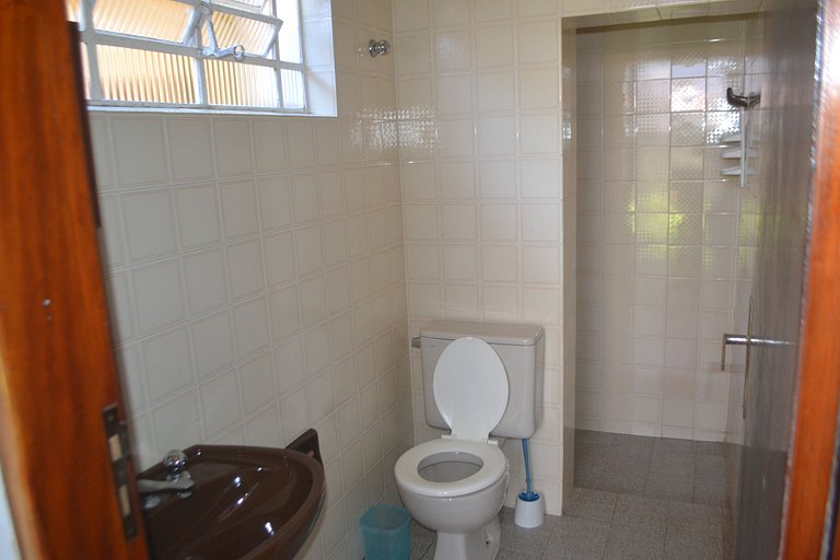0060.00 - Maranduba - Casa 5 Dormitórios Piscina - WIFI 14 P