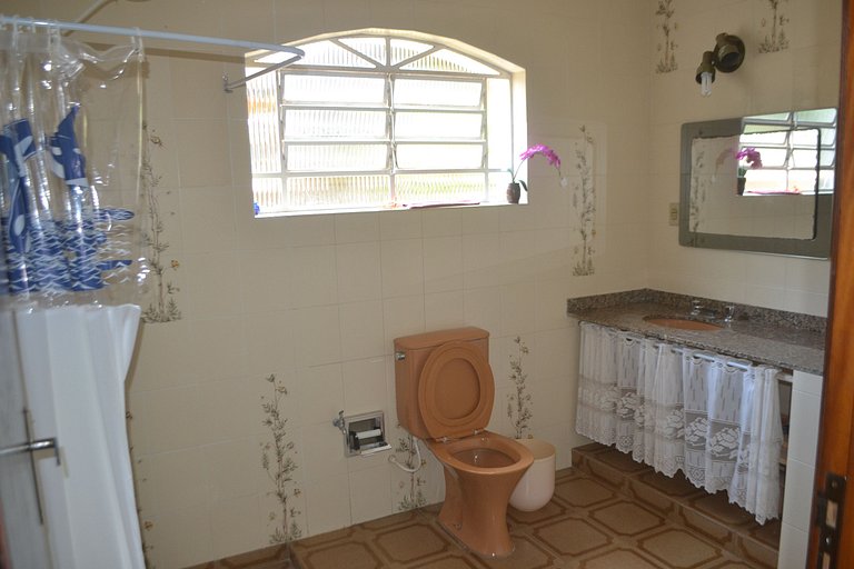 0060.00 - Maranduba - Casa 5 Dormitórios Piscina - WIFI 14 P