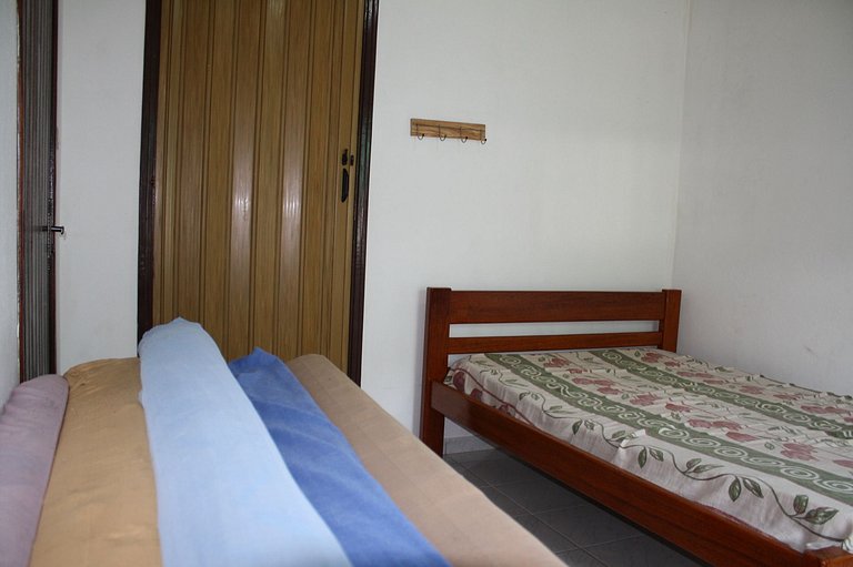 Casa Maranduba B — 2 Quartos, 8 Pessoas, 2 Quadras do Mar