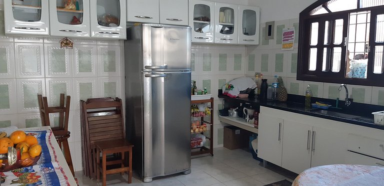 Casa Maranduba A — 2 Quartos, 8 Pessoas, 2 Quadras do Mar