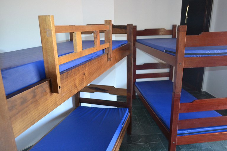 Apartamento Maranduba Suítes — 2 Suítes, 7 Pessoas, 100m do