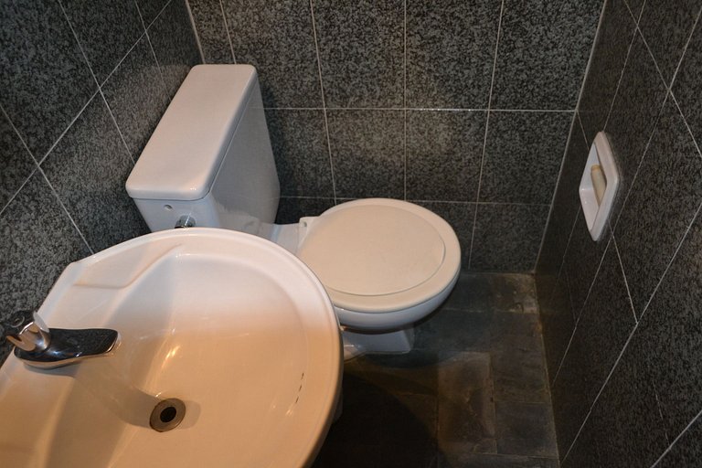 Apartamento Maranduba Suítes — 2 Suítes, 7 Pessoas, 100m do