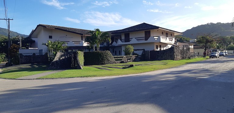 Apartamento Maranduba — 3 Quartos, 10 Pessoas, 1 Quadra do M