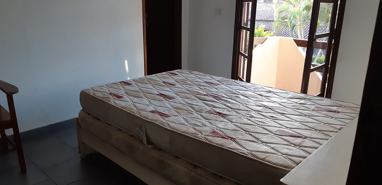 Apartamento Maranduba — 3 Quartos, 10 Pessoas, 1 Quadra do M