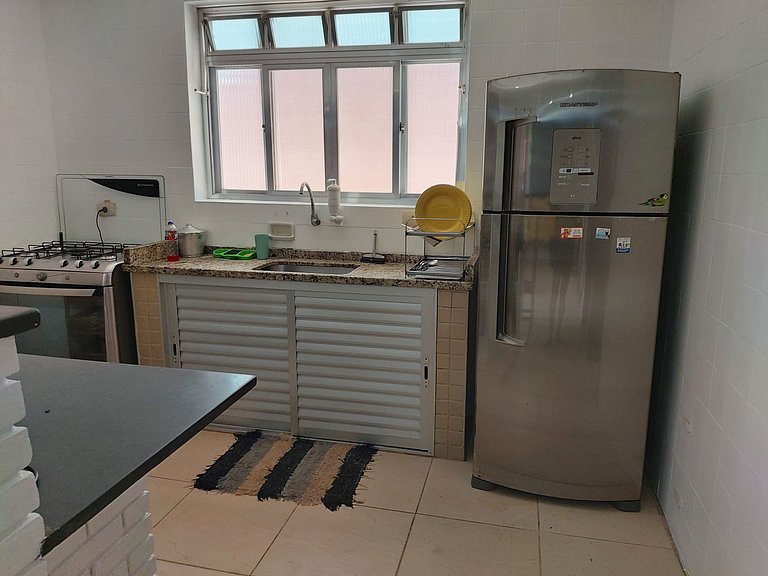 Casa Cond. Sapê — 3 Quartos, Piscina, Salão de Jogos, 12 Pes