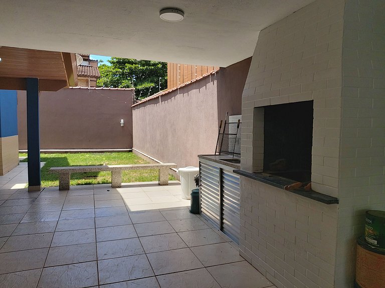 Casa Cond. Sapê — 3 Quartos, Piscina, Salão de Jogos, 12 Pes