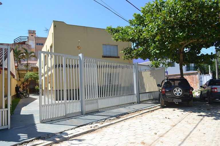 Apartamento Praia Grande — 3 Quartos, 12 Pessoas, 2 Quadras