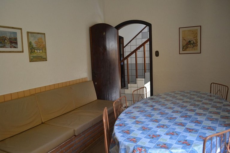 Apartamento Praia Grande — 3 Quartos, 12 Pessoas, 2 Quadras