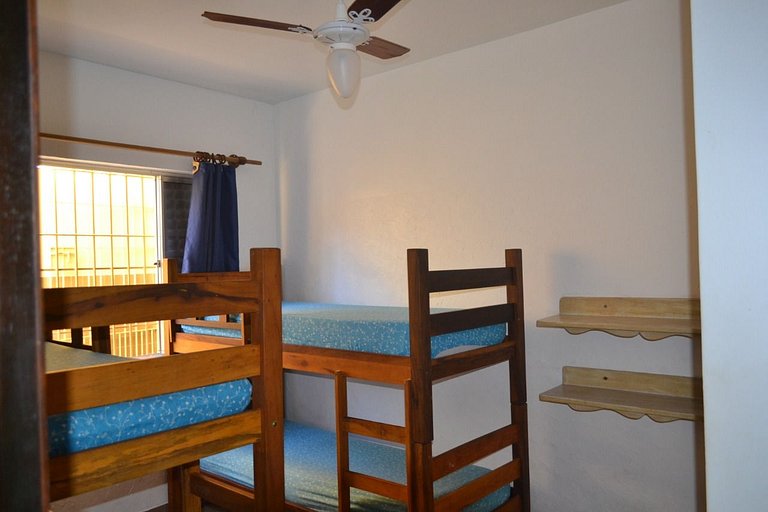 Apartamento Praia Grande — 3 Quartos, 12 Pessoas, 2 Quadras