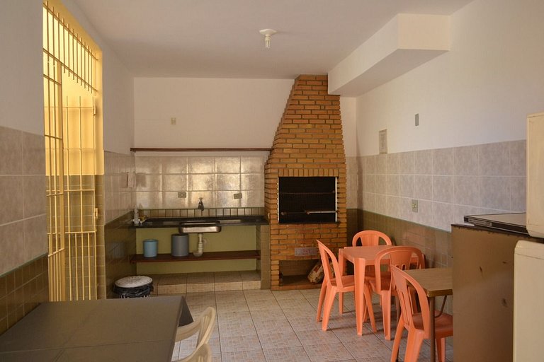 Apartamento Praia Grande — 3 Quartos, 12 Pessoas, 2 Quadras