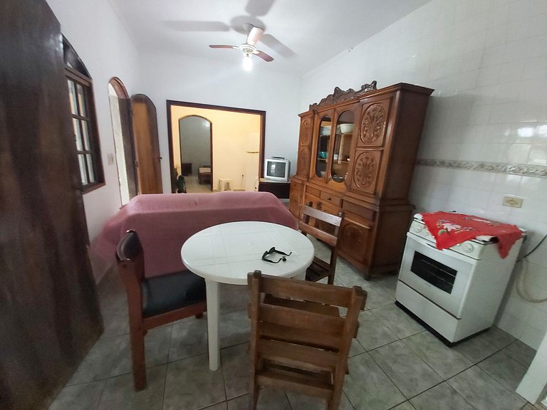 Casa Sapê — 4 Quartos, 12 Pessoas, 2 Quadras do Mar