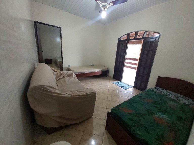 Casa Sapê — 4 Quartos, 12 Pessoas, 2 Quadras do Mar