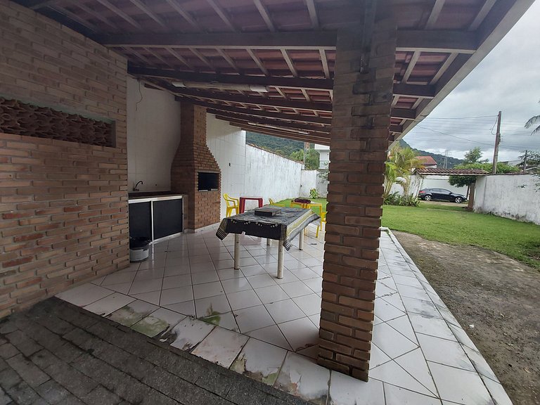 Casa Sapê — 4 Quartos, 12 Pessoas, 2 Quadras do Mar