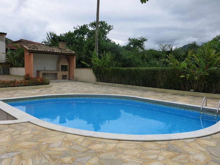 Apartamento Maranduba 32 — 2 Quartos, Piscina, 8 Pessoas