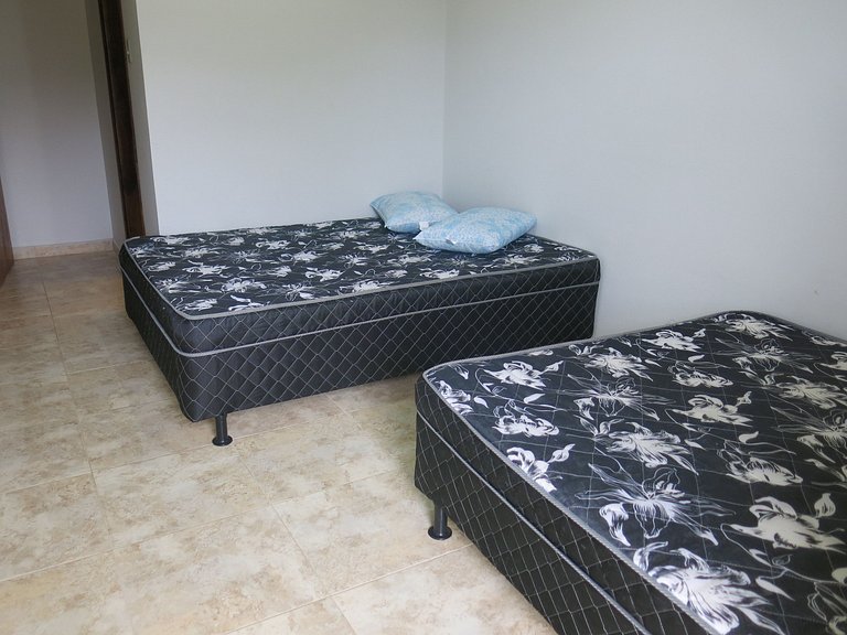 Apartamento Maranduba 32 — 2 Quartos, Piscina, 8 Pessoas