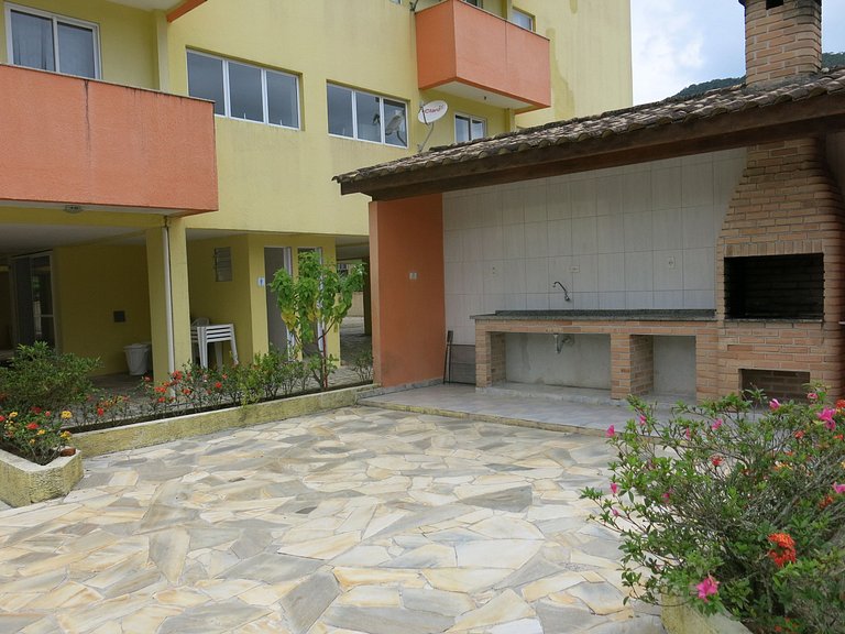 0044.02 - Maranduba - Apartamento - 2 Dorm - 8 Pess - 800M D