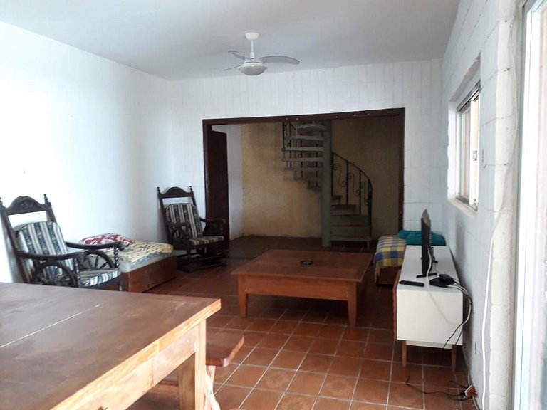 Casa Pé na Praia Sapê — 5 Quartos, 12 Pessoas, Frente ao Mar