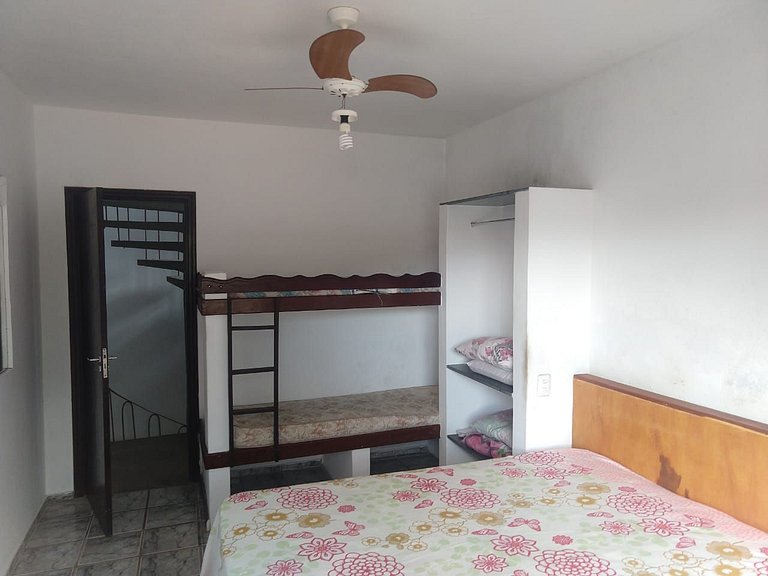 Casa Sapê — 4 Quartos, 16 Pessoas, 2 Quadras do Mar