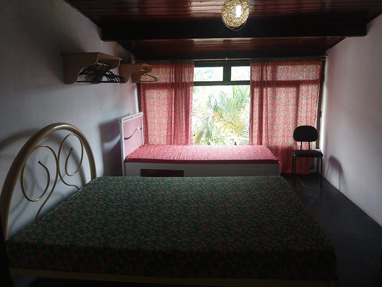 Casa Sapê — 4 Quartos, 16 Pessoas, 2 Quadras do Mar