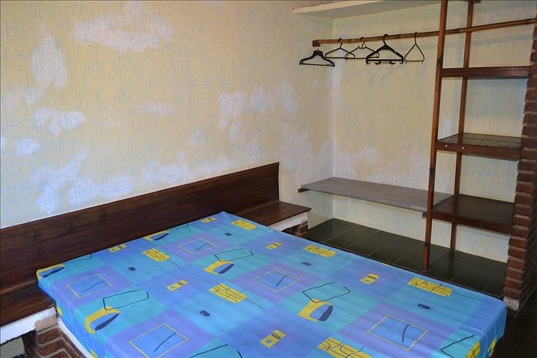 Chalé Lagoinha — 2 Quartos, 6 Pessoas, 1 Quadra do Mar