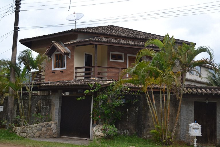 Casa Lagoinha — 5 Quartos, Piscina, 15 Pessoas