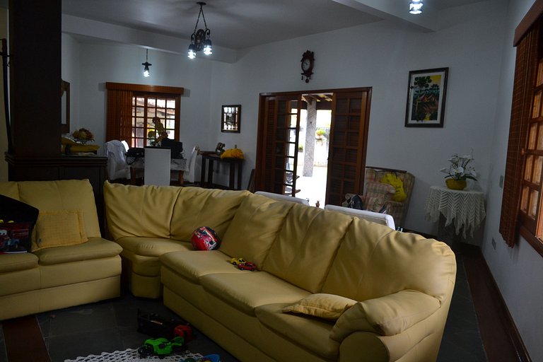 Casa Lagoinha — 5 Quartos, Piscina, 15 Pessoas