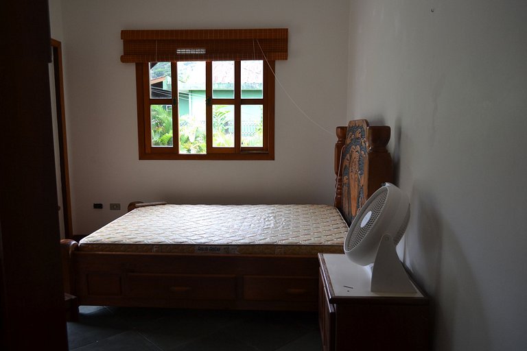 Casa Lagoinha — 5 Quartos, Piscina, 15 Pessoas