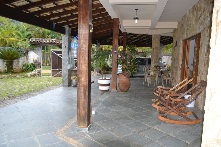 Casa Lagoinha — 5 Quartos, Piscina, 15 Pessoas