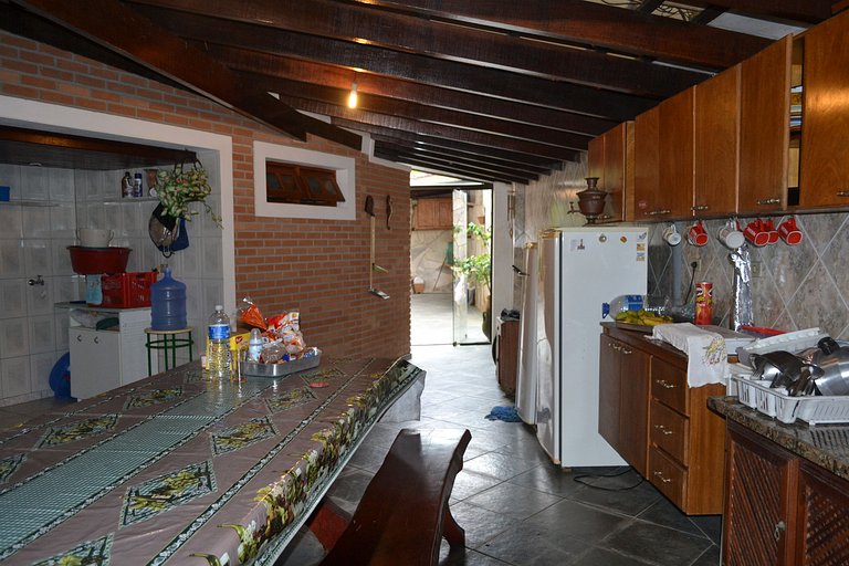 Casa Lagoinha — 5 Quartos, Piscina, 15 Pessoas