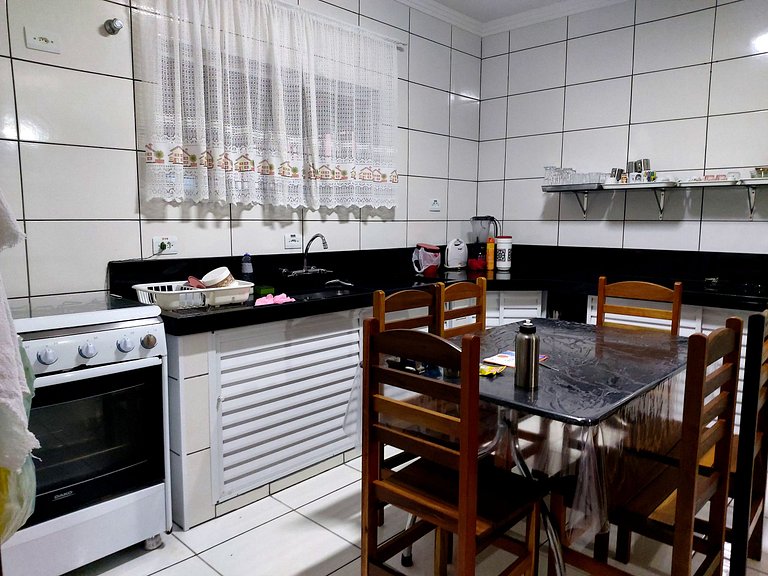 Casa Maranduba — 3 Quartos, 12 Pessoas, 50m do Mar